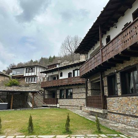 Къщи За Гости Неси Leshten Exterior foto