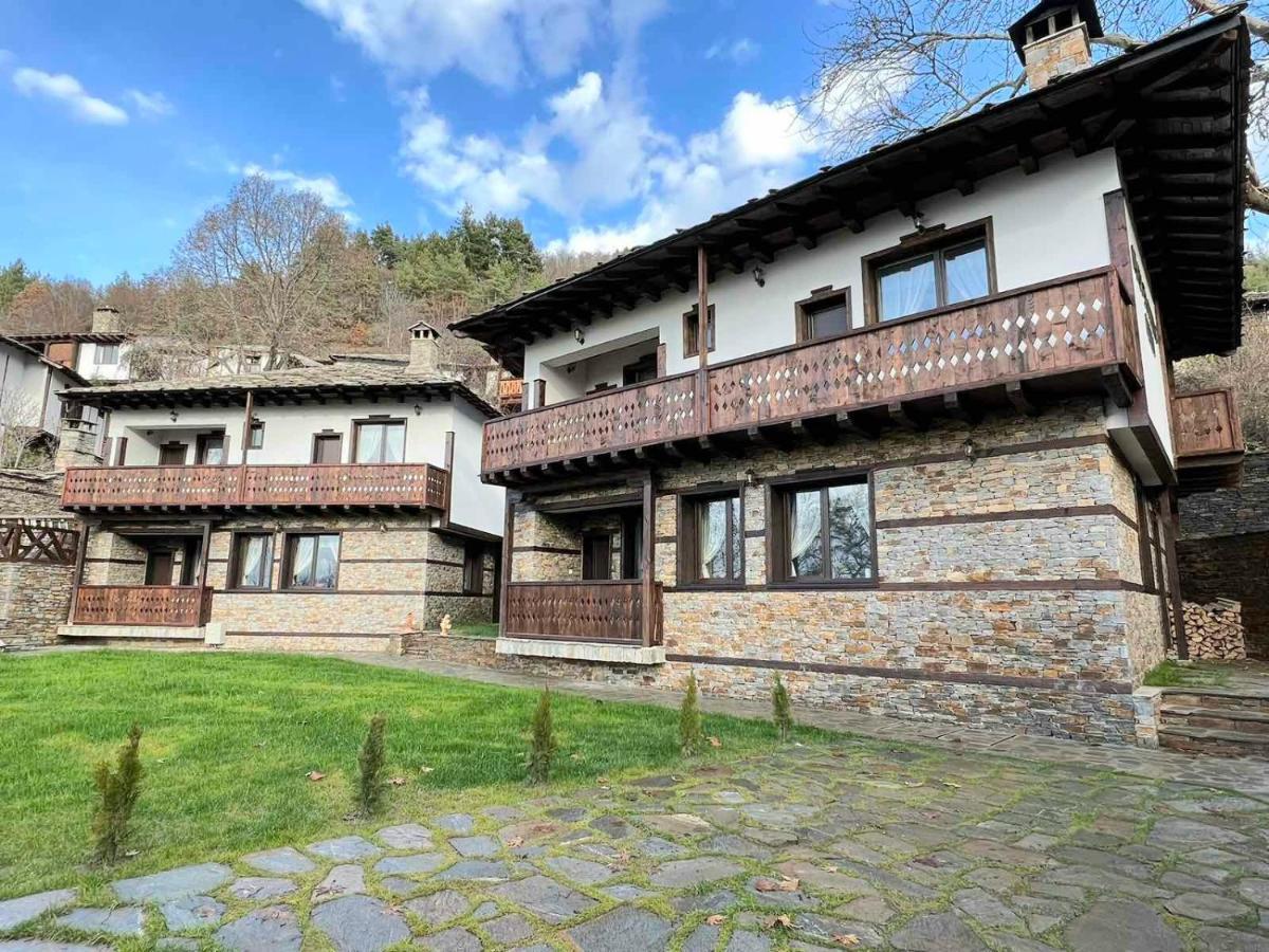 Къщи За Гости Неси Leshten Exterior foto